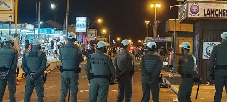 Brigada Militar acaba com aglomeração de mais de 3 mil pessoas em Imbé