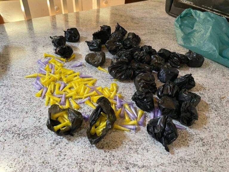 CANOAS | Mulher é presa com mais de 570 pinos de cocaína