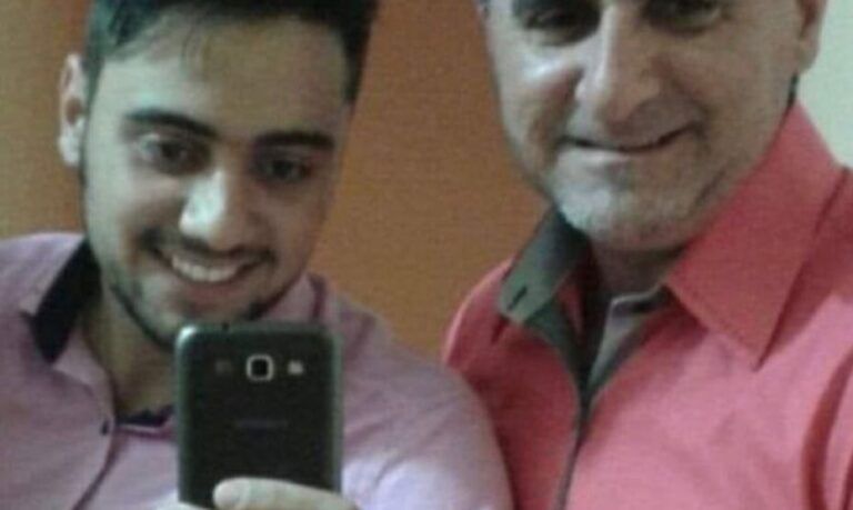 Pai e filho morrem após colisão entre dois caminhões e caminhonete