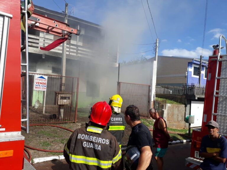 Incêndio atinge oficina em Canoas