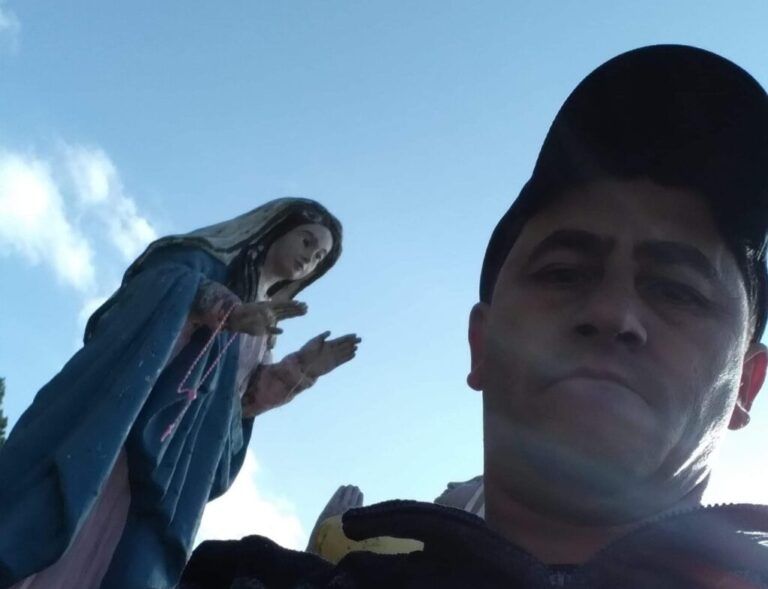 Com a ajuda dos filhos, mulher mata namorado bêbado a facadas