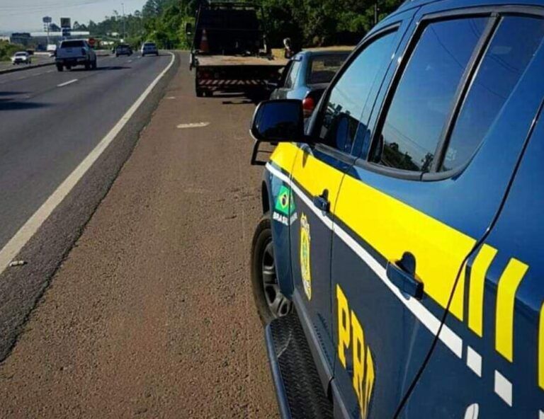 EM NOVA SANTA RITA | Instrutor de autoescola é preso fumando maconha enquanto dirigia