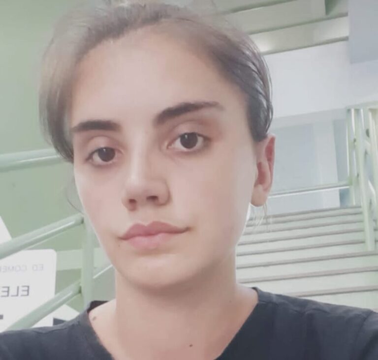 Jovem desaparecida é encontrada morta em área de lazer