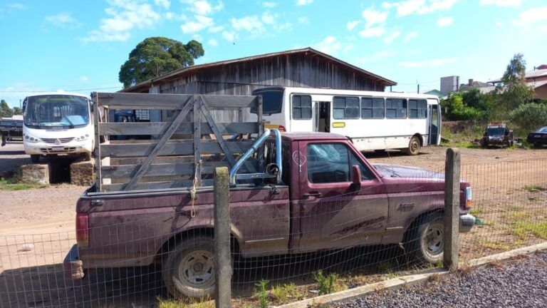 Homem é morto a pauladas e pedradas durante assalto