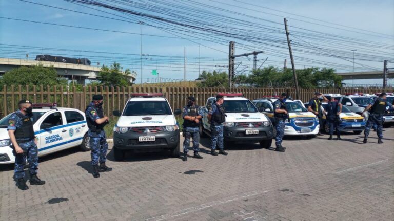 EM CANOAS | Operação contra o roubo de veículos recolhe mais de 10 veículos irregulares