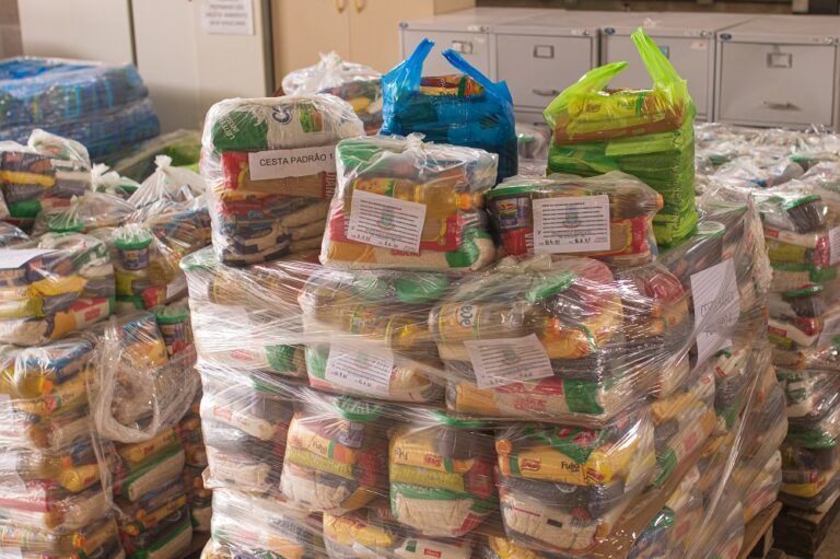 Prefeitura de Canoas vai dar cestas básicas para moradores