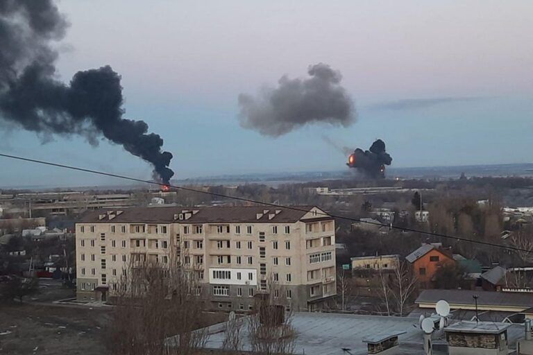 Guerra na Ucrânia deve aumentar gasolina e alimentos no supermercado