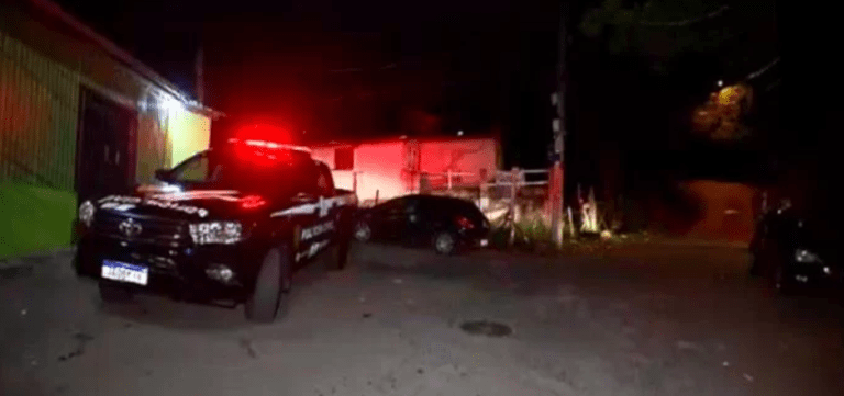 Jovem é assassinada com pedradas e pauladas na cabeça