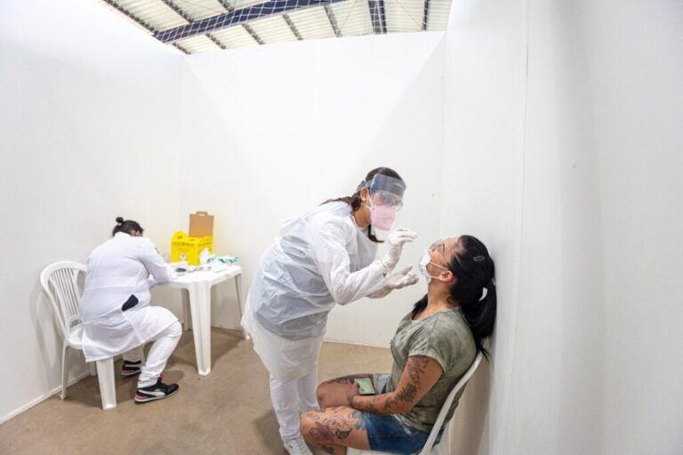 Prefeitura de Canoas vai fechar Clínicas Covid por causa da queda nos casos e no número de mortes