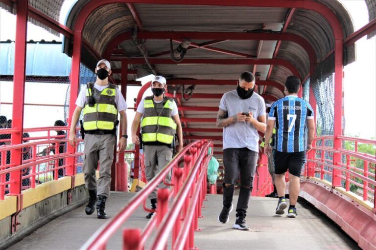 Brigada Militar reforça segurança de torcedores do Grenal em Canoas para evitar brigas