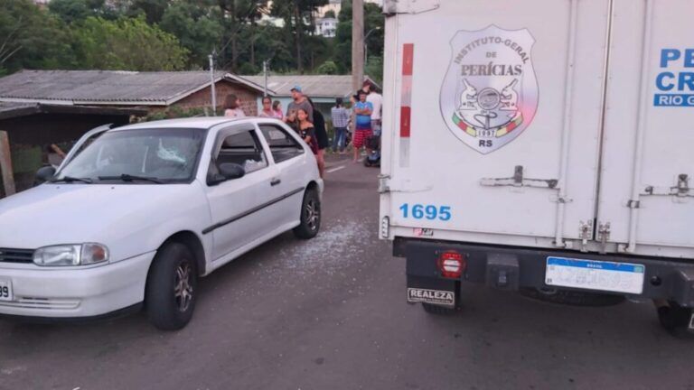 Homem trai mulher, mata ela a facadas e se suicida