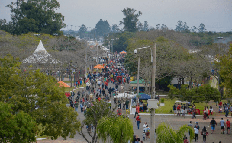 ATENÇÃO CANOAS | Amanhã tem festa para o trabalhador no Parcão