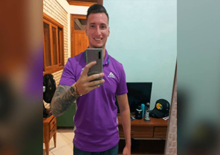 IDENTIFICADO | Criminosos matam jovem a tiros e incendeiam carro