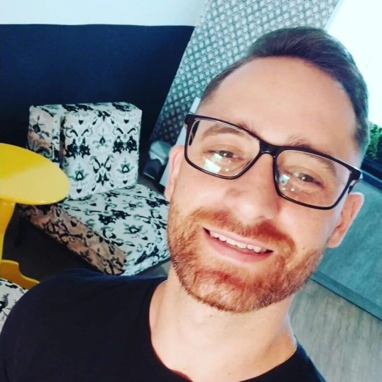 Identificado homem morto com mais de 5 tiros na frente da esposa grávida em Sapucaia do Sul