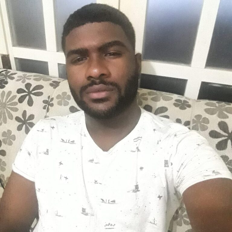 EM CANOAS | Jovem morre após acidente com motocicleta