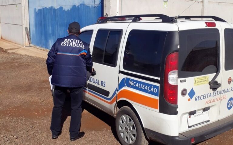 EM CANOAS | Receita caça empresários que estão devendo impostos