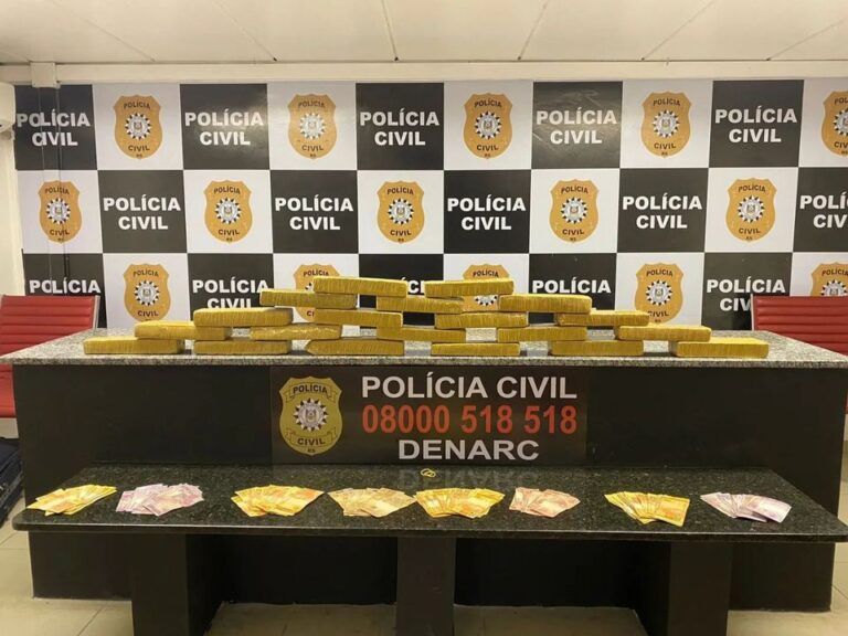 CAIU A CASA EM CANOAS | Musa do tráfico da Mathias é presa com carregamento de maconha