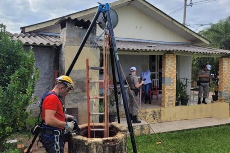 Idosa é encontrada morta dentro de poço no pátio de casa
