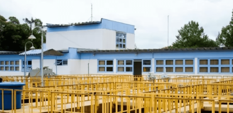 ATENÇÃO CACHOEIRINHA | Obras da Corsan devem deixar 15 bairros sem água