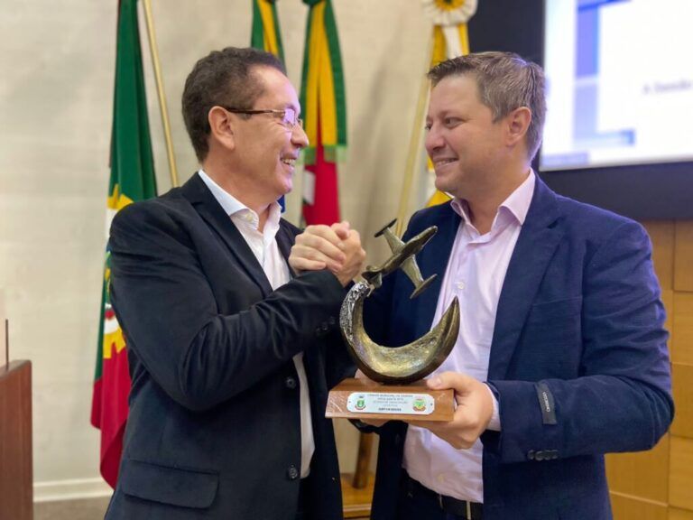 Vereadores de Canoas homenageiam 30 anos da emancipação de Nova Santa Rita