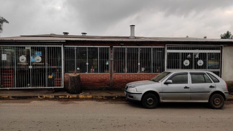 Matador fugindo da polícia invade restaurante nas margens da BR-386 em Nova Santa Rita e acaba preso pela BM