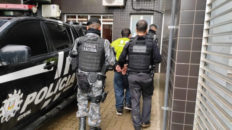 Operação contra venda de armas e tortura contra animais chega a sete presos em Canoas