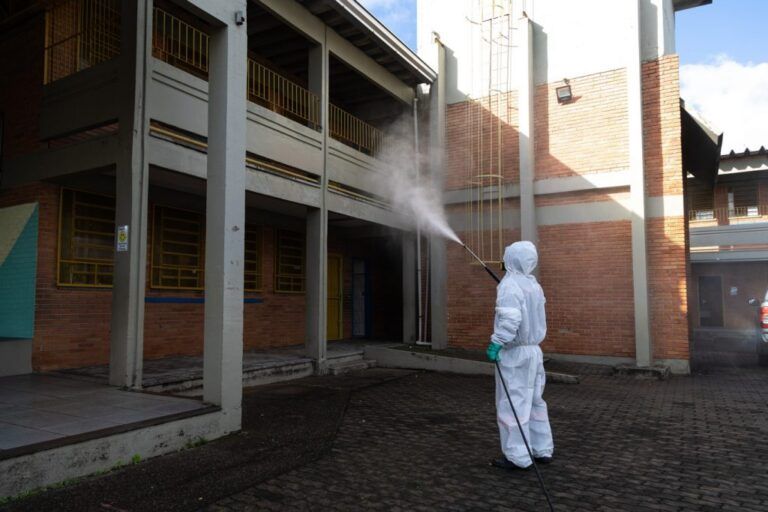 Três escolas de Canoas fecham após casos de Covid-19