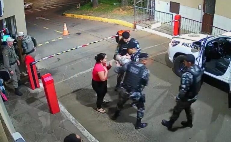 Policiais salvam vida de criança de 2 anos em Canoas