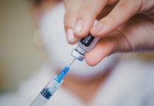 Astrazeneca admite que vacina tem feitos colaterais
