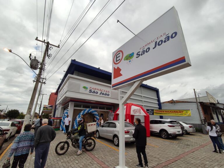 São João investe mais de R$ 500 mil e abre a 26° farmácia em Canoas