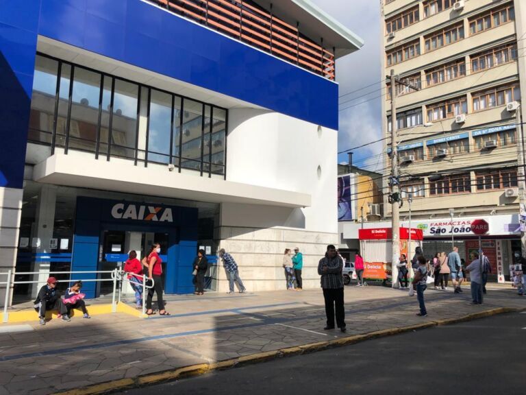 Saiba como se inscrever no concurso da Caixa Econômica Federal; Salários passam de R$ 14 mil