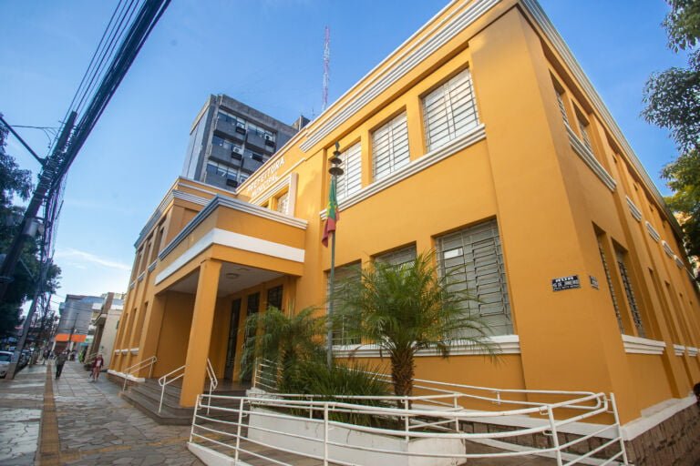 Prefeitura de Canoas antecipa salário de outubro em homenagem ao Dia do Servidor Público