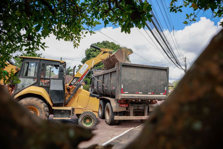 Mutirão de Limpeza recolhe mais de 13 mil toneladas de entulhos das ruas de Canoas
