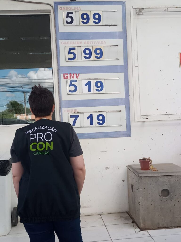 10 postos de gasolina em Canoas são notificados após aumentar preço