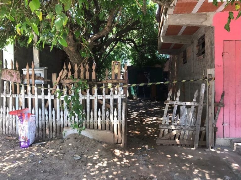 Homem é morto com 10 tiros na cabeça no pátio de casa em Canoas