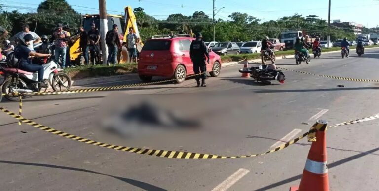 Idoso morre após ter cabeça esmagada por ônibus em acidente de trânsito