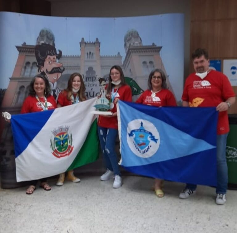 NOVA SANTA RITA | Alunas recebem prêmio nacional por curta-metragem produzido na escola