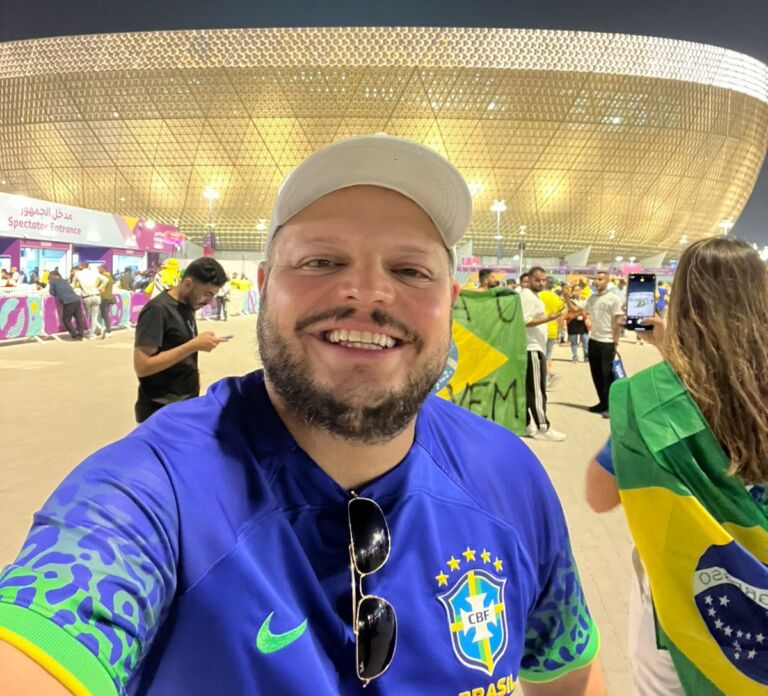 Conheça o morador de Canoas que já assistiu 14 jogos da Copa do Mundo no Catar