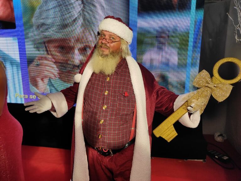Papai Noel chega em Canoas e inaugura Natal da Reconstrução