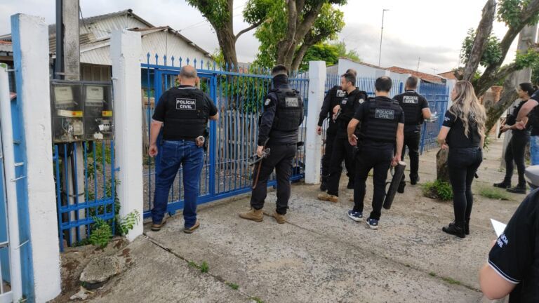 Bandidos da Mathias, em Canoas, faturam mais de R$ 2 milhões por mês com roubo de veículos