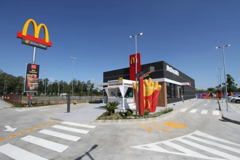 McDonald’s está com mais de 40 vagas de emprego abertas para Canoas e região