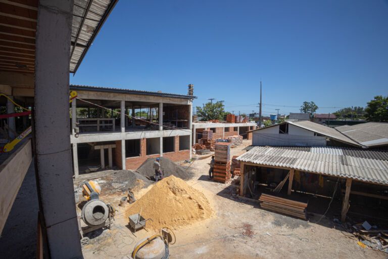CANOAS | Escola que funcionava em estrutura provisória há mais de uma década está sendo reconstruída e terá até elevador