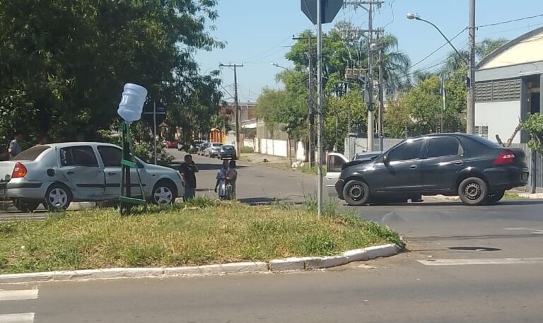 Acidente causa lentidão na Boqueirão, em Canoas
