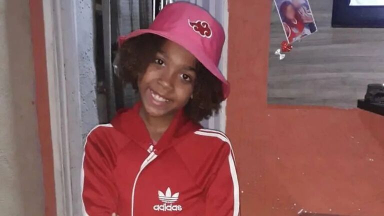Menina de 10 anos é morta a tiros