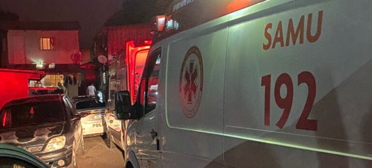 POLÍCIA: Mulher é morta a facadas por adolescente