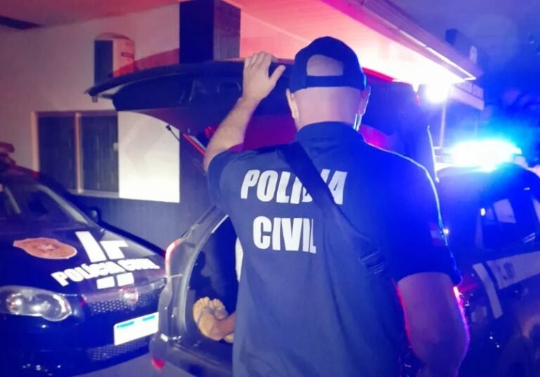 Dois homens estupram e engravidam menina de 11 anos