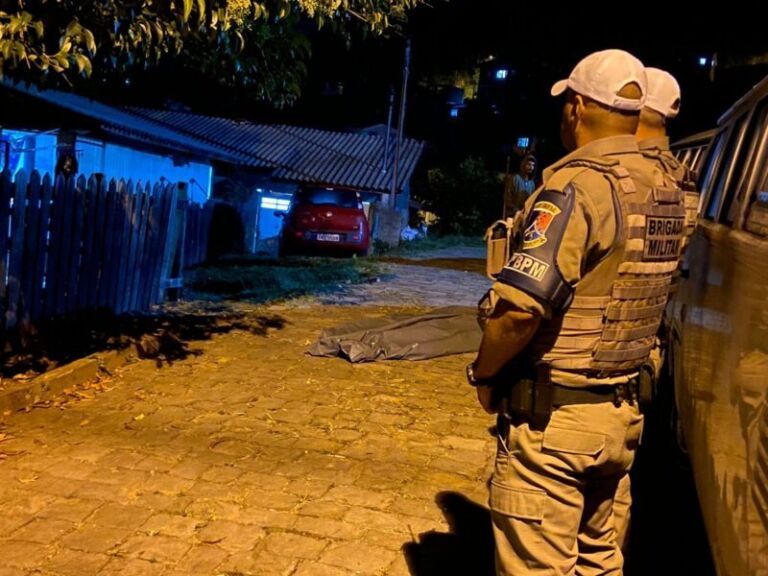 Grávida é morta com tiros na cabeça