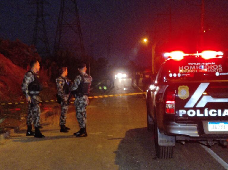 Choque da Brigada Militar reforça policiamento no Guajuviras, em Canoas