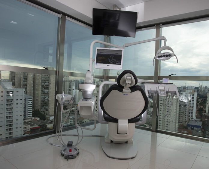 Indústria odontológica solidifica atuação no Brasil com investimento em inovação