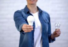 Abilumi orienta como adquirir produtos LED com segurança